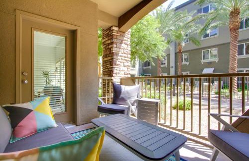 Desert Ridge Apartment | Mid-Century Modern Phoenix Condo, Walk to High St!