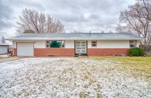 Sterling House | Mid-Century Modern Ranch Home TOTALLY Renovated With Country living