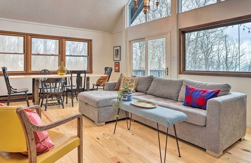 Front Royal Cabin | Mid-Century Modern Cabin: Mountain & Natural Views