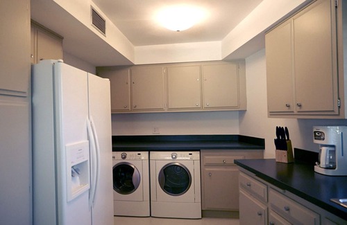 Palm Springs Condo | Mid Century Modern Gem in the Heart of Palm Springs!