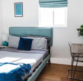 Downtown Los Angeles House | Mid Century Modern - Walk to Dodger Stadium, DTLA