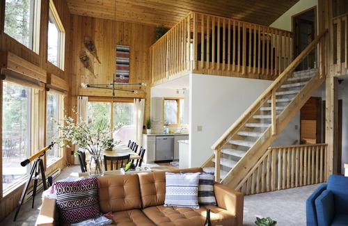 East Kootenay Cabin | Mid Century Mountain Modern Cabin