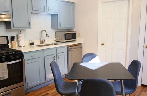 Tulane - Gravier House | Mid-City Shotgun | Easy Access to Everything