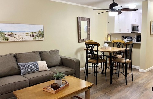 Palmetto Dunes Condo | Mid-Island Resort-Private Boardwalk to Beach, Indoor/Outdoor Pools, Pickleball!