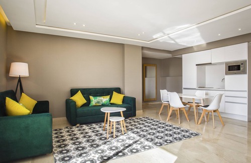 Gauthier Apartment | Mid Town Hotel Casablanca