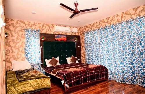 Rajbagh Hotel | Mid Valley Residency