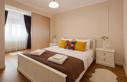 Oradea Apartment | Mid Velvet Apartment, Free Parking, Self Check-in