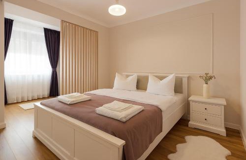 Oradea Apartment | Mid Velvet Apartment, Free Parking, Self Check-in