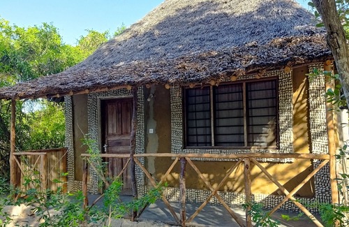 Gede Bed & Breakfast | Mida Creek Eco Camp 1