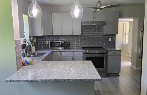 Roselawn Finance House | MidCity Country Charm