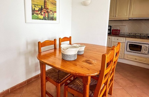 Alporchinhos Condo | Middle House - Stay in Love