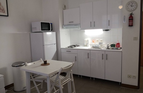 Secteur 2 Apartment | Middle studio