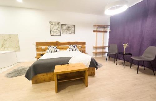 Brasov House | MiddleHouse