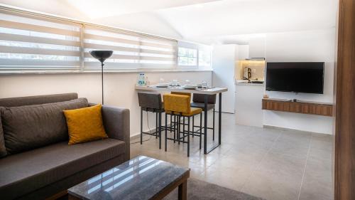 Hisaronu Apartment | Midpoint Suites