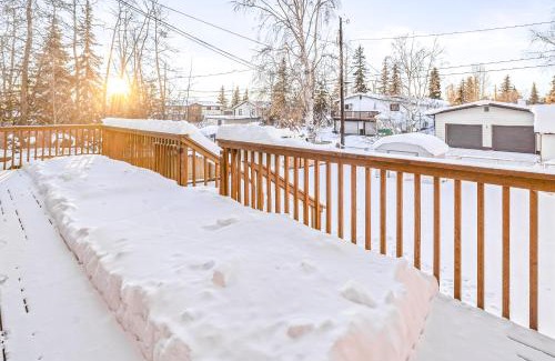 Tudor Area House | Midtown Anchorage Basecamp Condo B
