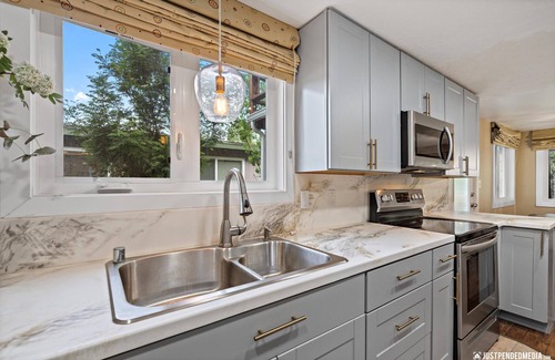 North Star Apartment | Midtown Escape