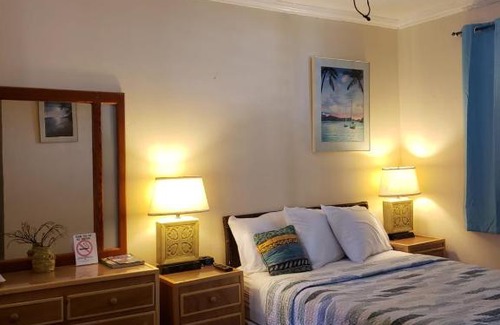 Estate Queens Quarter House | Midtown Guest House