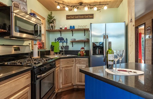 Ruidoso Cabin | Midtown Hideaway- Cozy A-Frame Cabin with canyon views