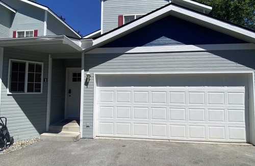 Coeur d'Alene House | Midtown hideaway, Modern townhome close to downtown
