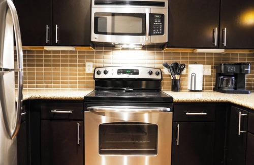 Midtown Apartment | Midtown Houston Oasis