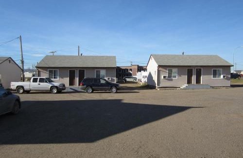 Dawson Creek Hotel | Midtown Motel on Alaska Ave