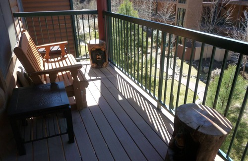 Ruidoso Condo | Midtown Mountain Escape - A Luxury 2 Bedroom, 2 Bath Condo in Midtown!