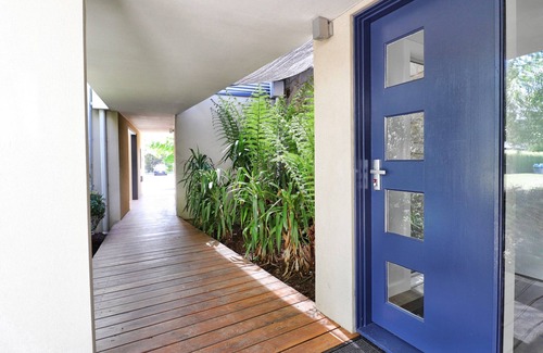 Bright House | Midtsommer - family friendly modern holiday house
