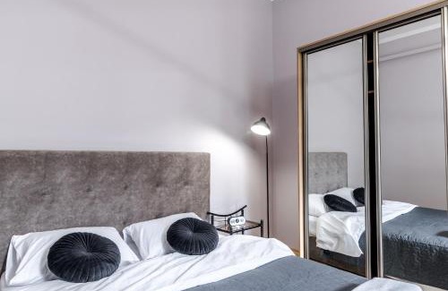 Lviv City Center Apartment | Midwheel Apartment 9