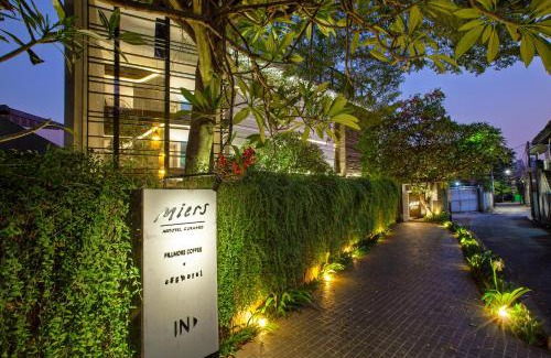 Kuningan Hotel | Miers Kuningan, ARTOTEL Curated