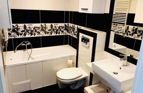 Psie Pole Apartment | Mieszkanie z ogródkiem