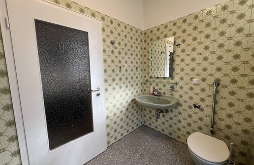 Obertshausen Apartment | Mieterlux BNB App für 2 Person