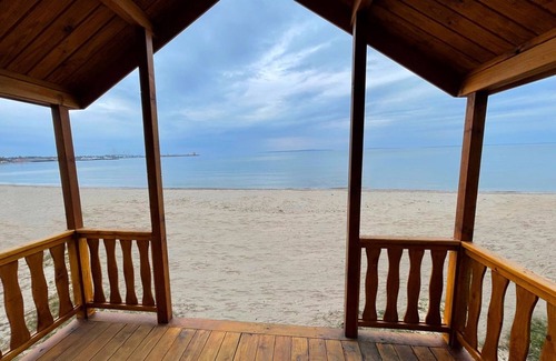 Mackinaw City Cabin | Mighty Mac Bridgeview Cabin 1