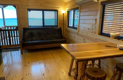 Mackinaw City Cabin | Mighty Mac Bridgeview Cabin 1
