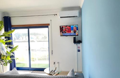 Coimbra City Centre Apartment | Miguel Torga River