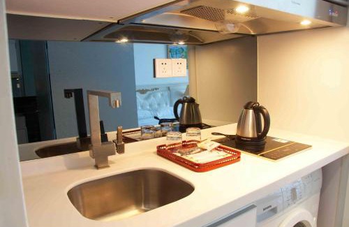 East Huanshi Road Apartment | Mihua Times You Apartment