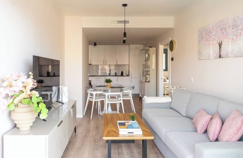 Las Lagunas Apartment | Mijas Family Suite con Piscina y Garaje
