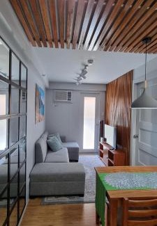 Sasa Apartment | Mikaela's Crib- 1 Bedroom flat @ Arezzo Place Condominium