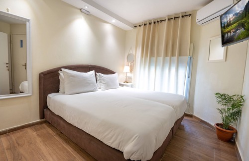 Katamon House | Mike's House Jerusalem