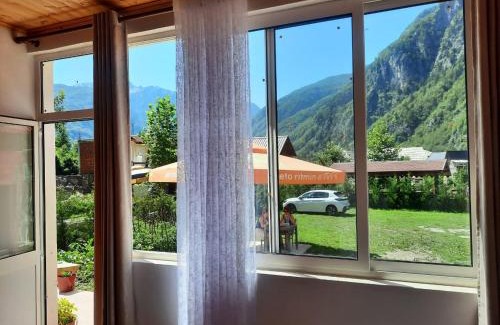 Theth House | Mikel Center Theth Guesthouse