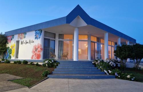 Santa Cruz das Flores Hostel | Mil e Uma Noites
