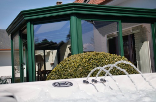 Saint-Quentin-en-Tourmont House | MIL ROSES EN BAIE SLEEPS 9 WITH JACUZZI NEAR MARQUENTERRE