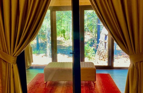 Kepez Ski Chalet | Milagos bungalow