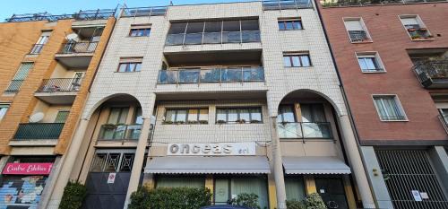 Stadera Apartment | Milan Condo ideal for Families,Pets,Business