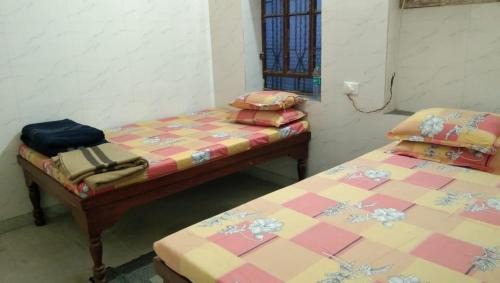 Khatu Hotel | Milan, Khatushyamji