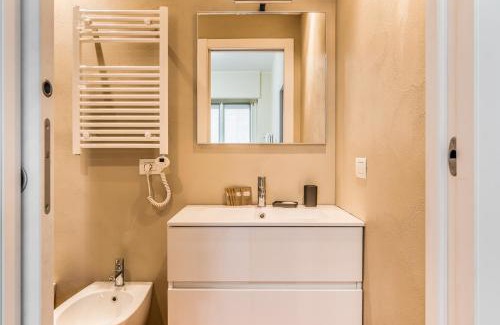 Washington Apartment | Milano Via Del Fusaro 4 PAX Wi-Fi