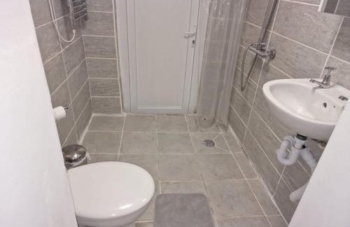 Tower Hamlets House | Mile End Suites