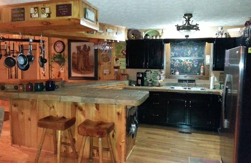 Pigeon Forge Cabin | Miles & Miles of SPECTACULAR PANORAMIC VIEWS-Private-1-Level-HotTub-PF 2 miles