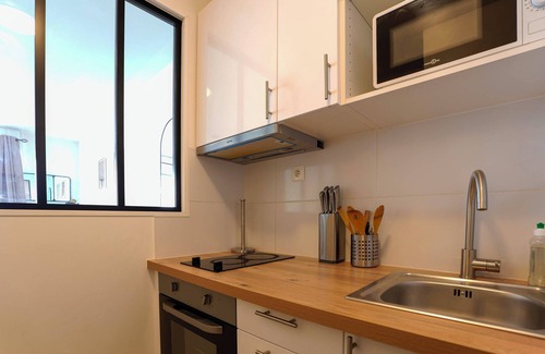 Suresnes Apartment | Militaire - Near Paris