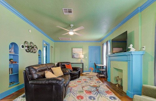 Central Oklahoma City Apartment | Military Park Place II - 1 bed, 1 bath apartment