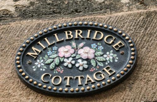 Castleton House | Mill Bridge Cottage